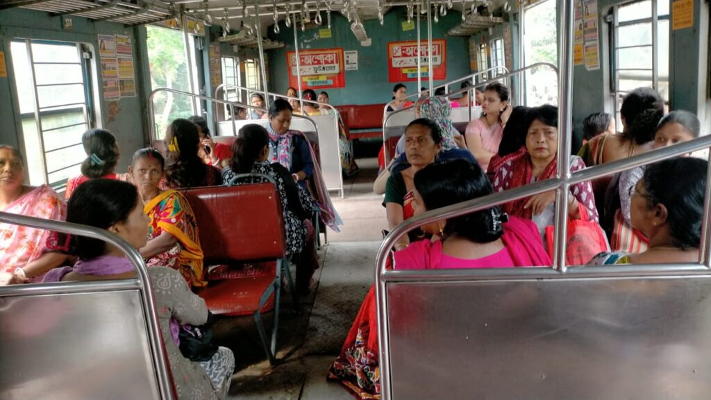 মাতৃভূমি লোকালে এবার উঠতে পারবেন ছেলেরাও!