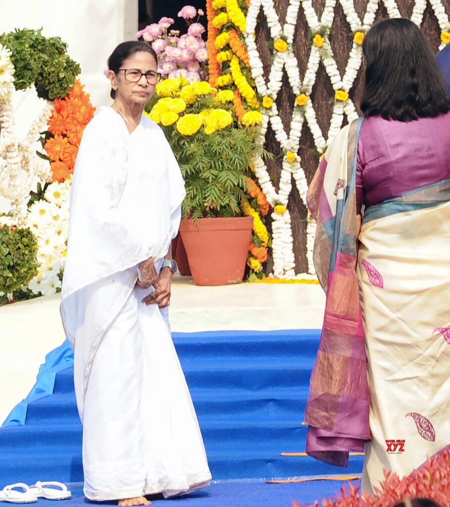 ‘SIR মৃত্যুর দায় ভারত সরকারকে নিতে হবে, কমিশনকে নিতে হবে: মমতা