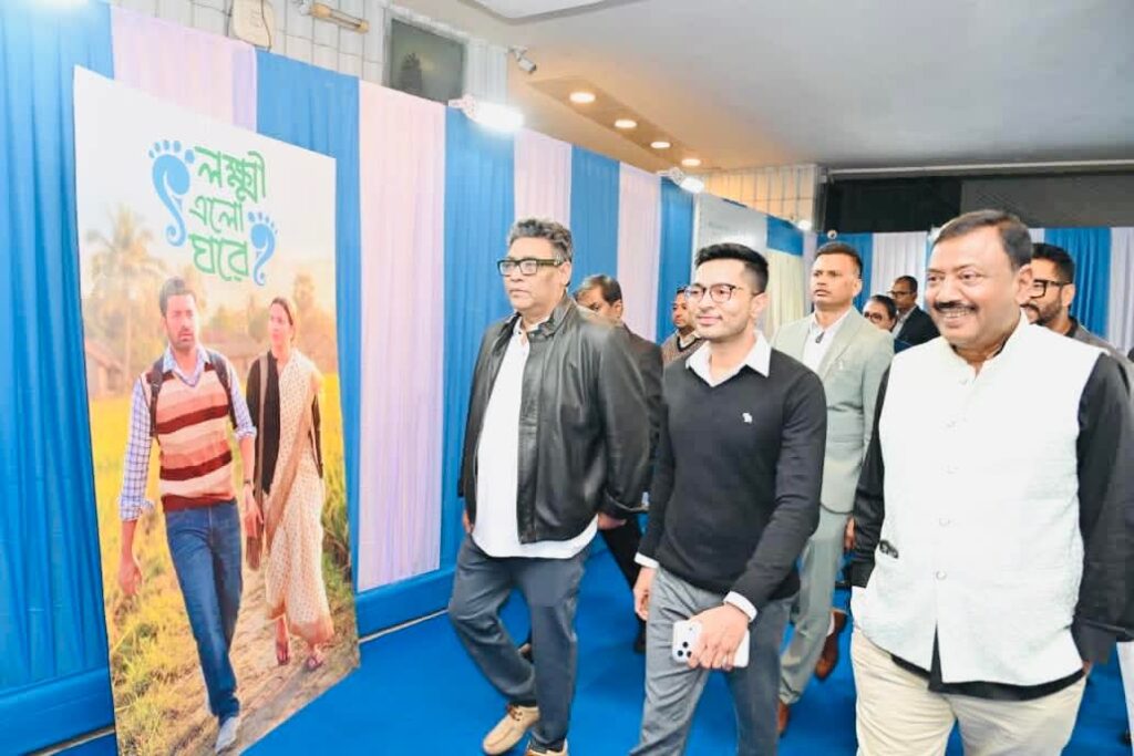 নন্দনে ‘লক্ষ্মী এল ঘরে’র প্রিভিউ, পর্দায় ফুটে উঠল বাংলার নারীদের স্বনির্ভরতার গল্প